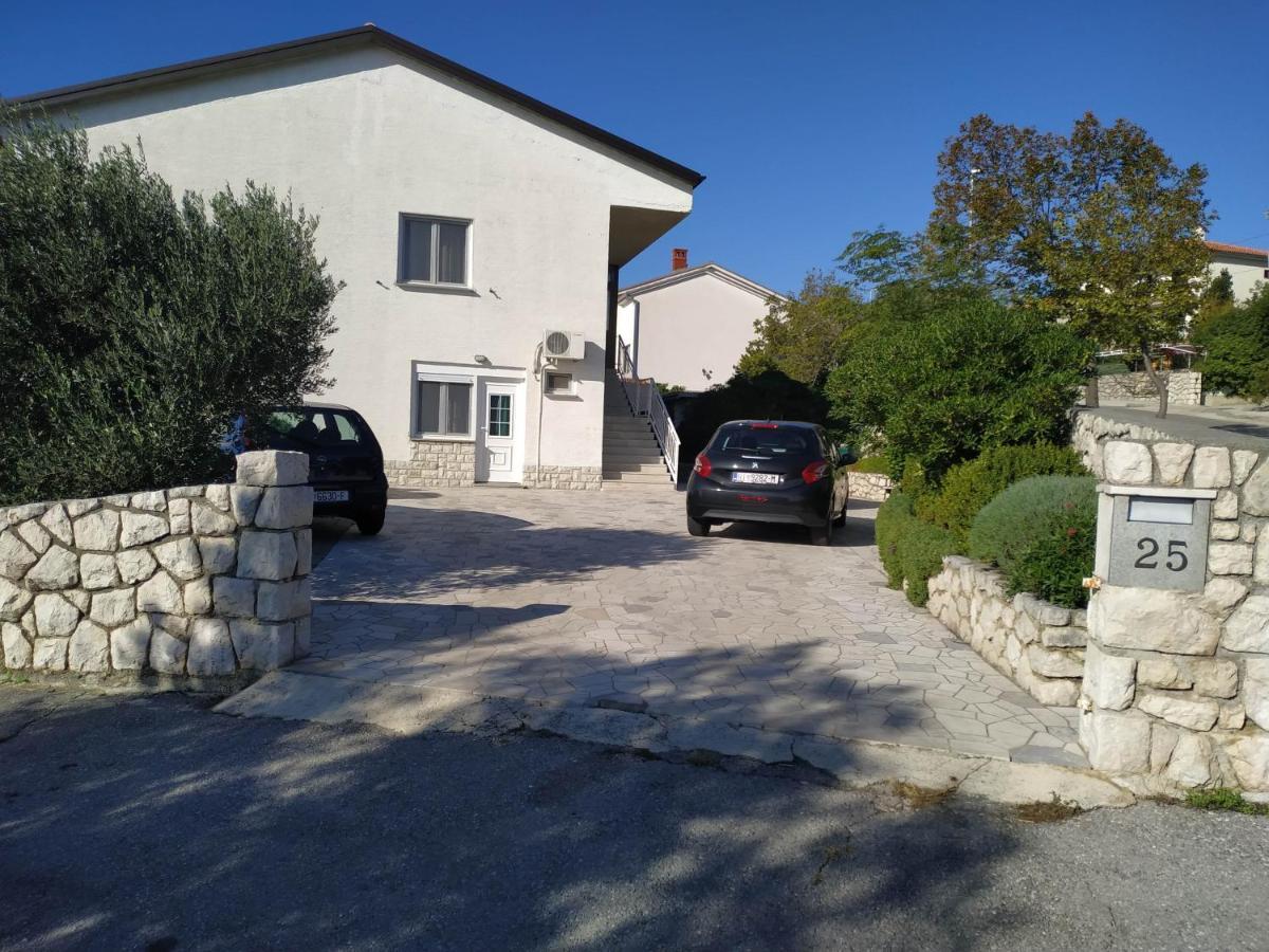 Apartments Marino Novi Vinodolski Exterior photo