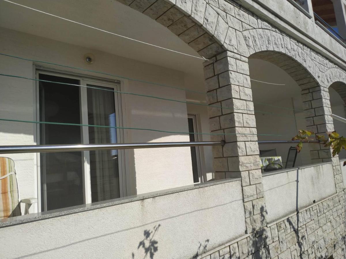 Apartments Marino Novi Vinodolski Exterior photo