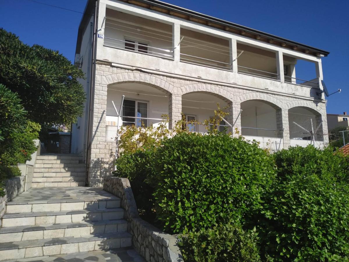 Apartments Marino Novi Vinodolski Exterior photo