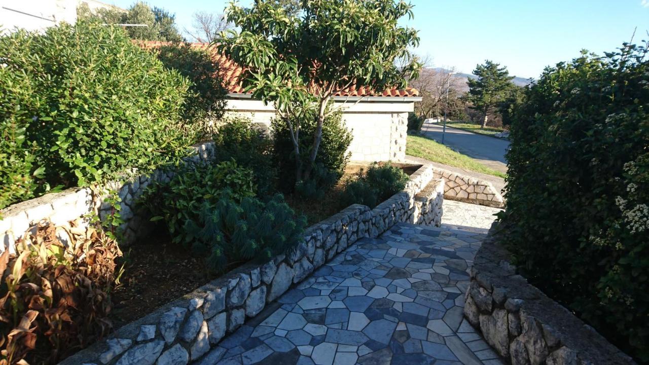 Apartments Marino Novi Vinodolski Exterior photo